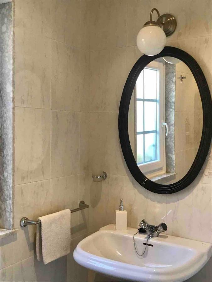 Apartamento Centrico En פיניסטרה מראה חיצוני תמונה